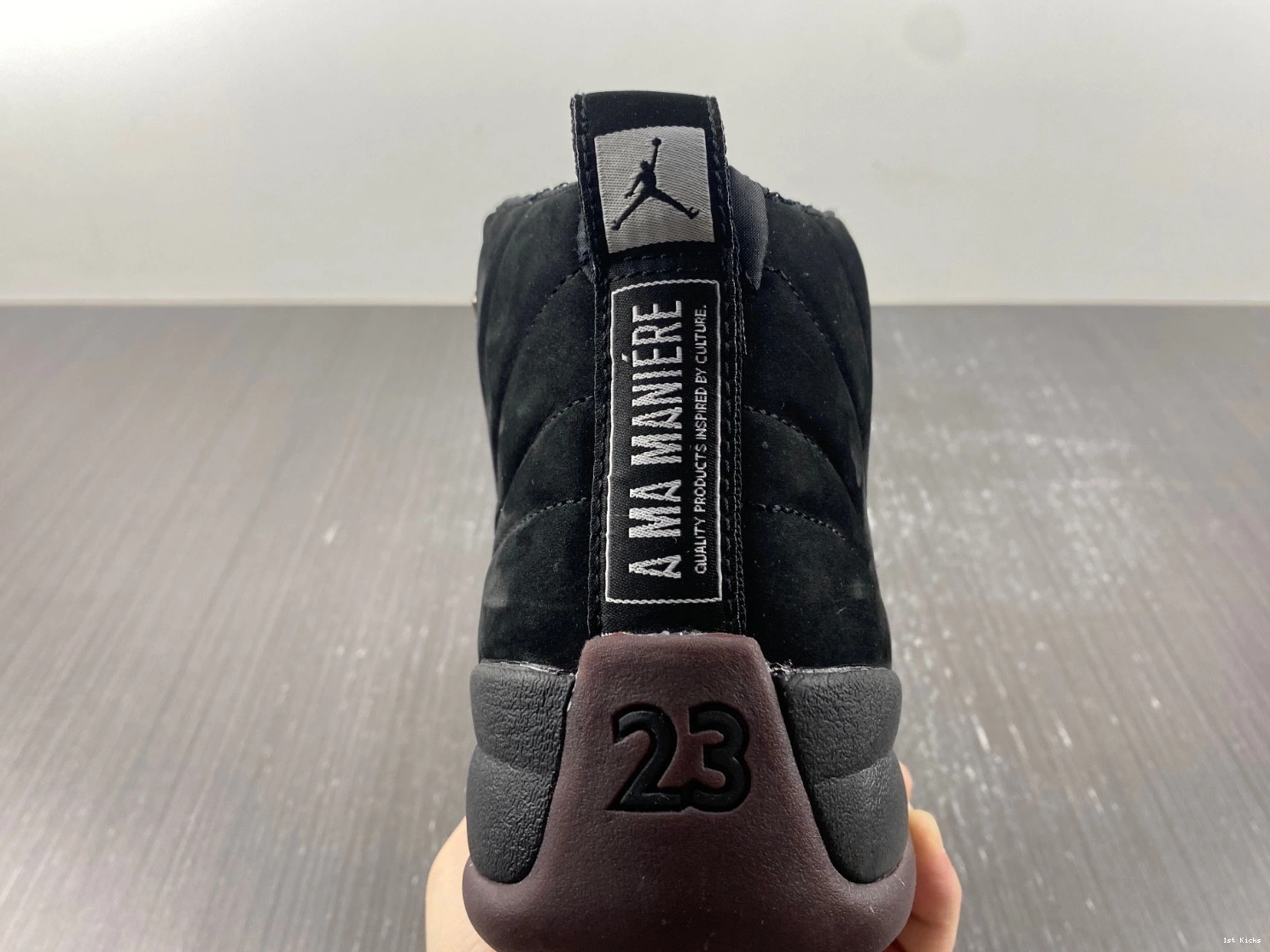 - 12 DV6989-001 Black Maniére A Ma Jordan Retro 0501